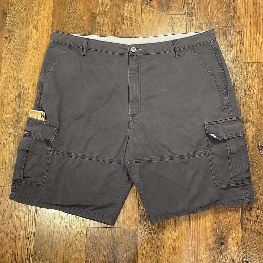VTG Wrangler Dark Gray Cargo Shorts Mens Size 42 Pockets Baggy Fit Carpenter